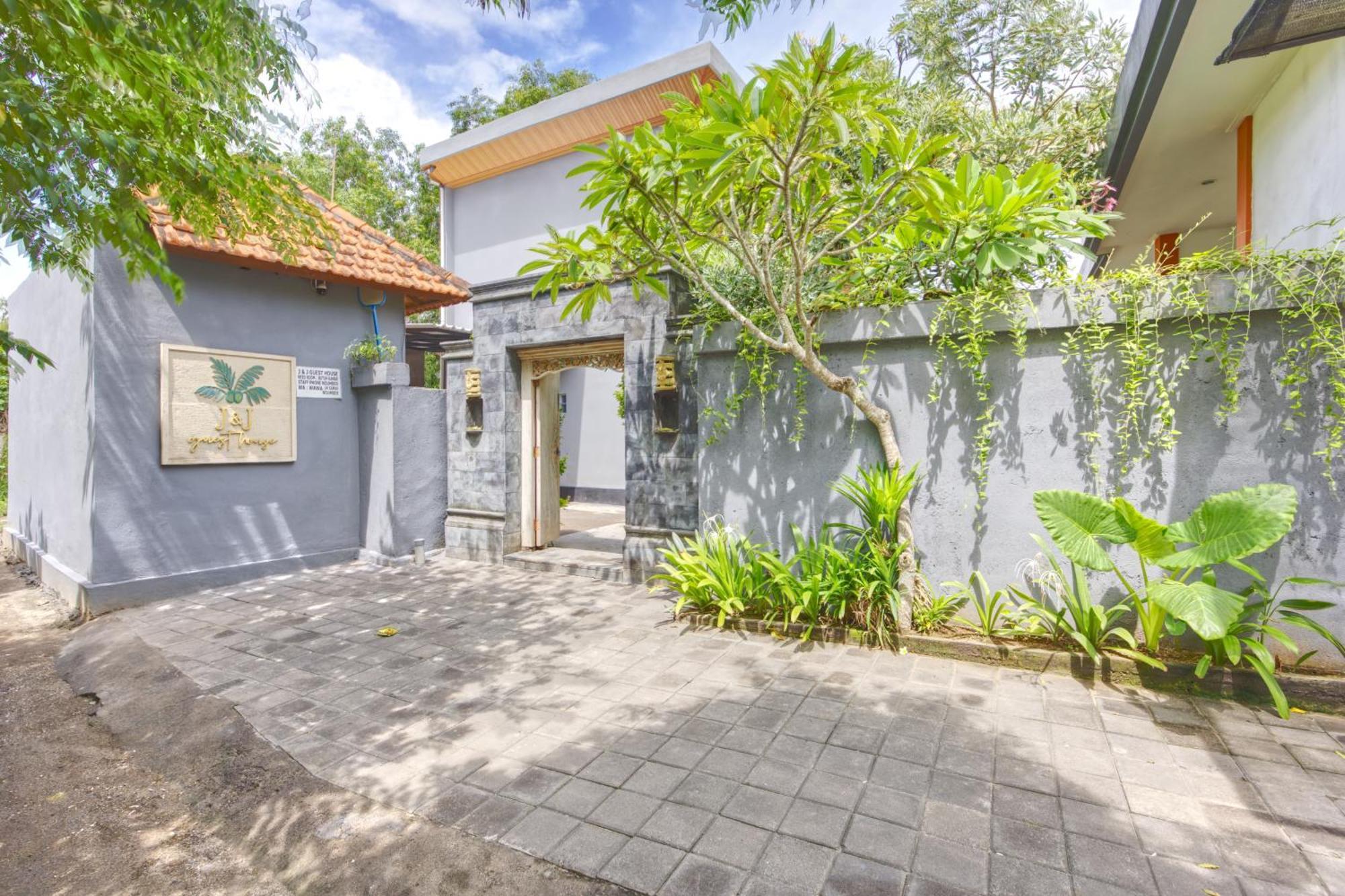 Jnj Guest House Toyapakeh Exterior foto